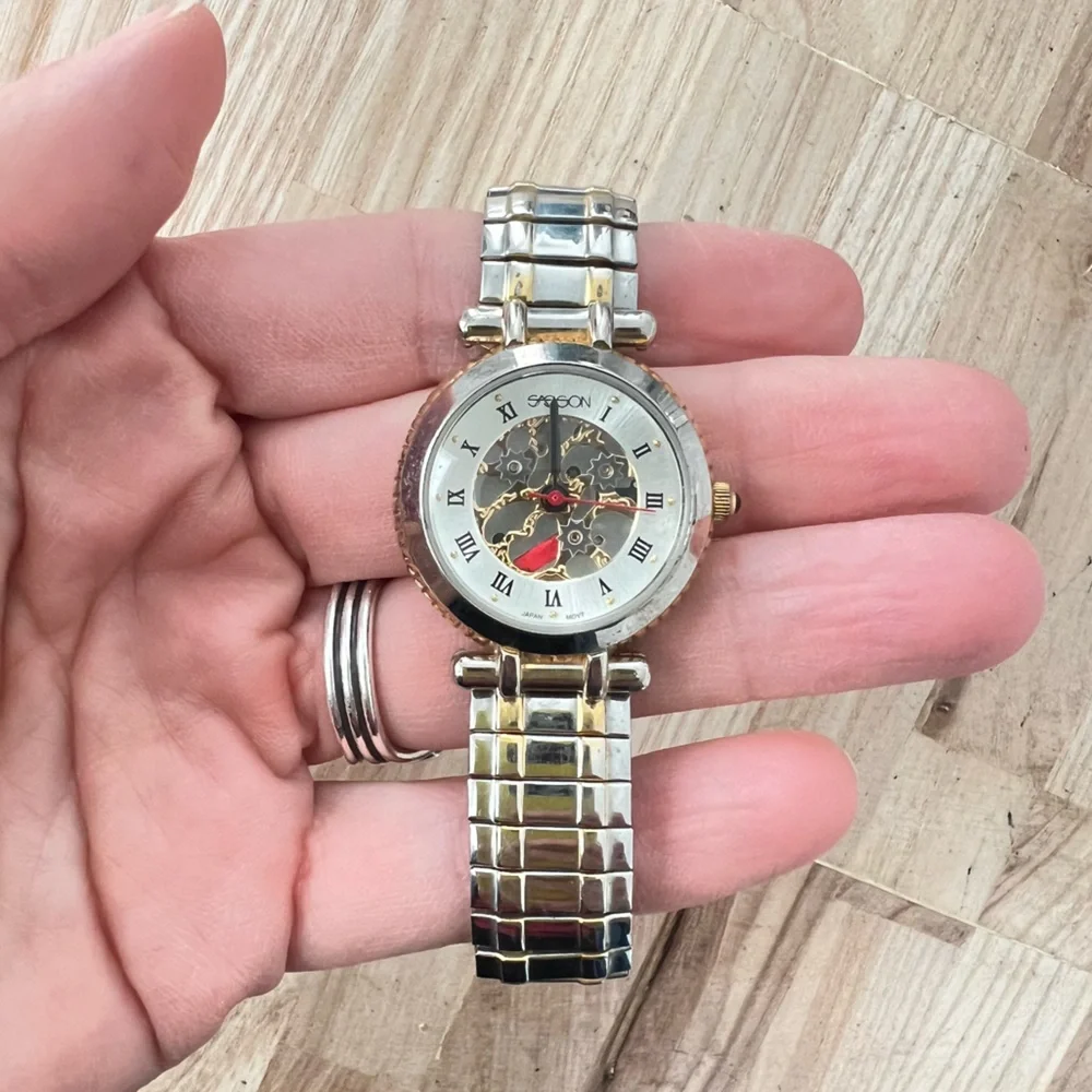 Sasson ladies steampunk expansion bracelet fashion watch NEW BATTERY